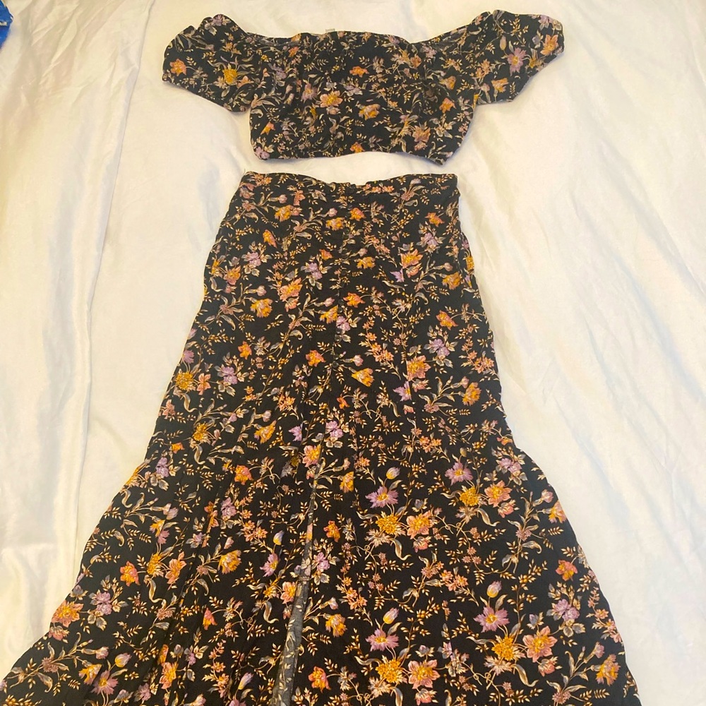 American Eagle cropped top and skirt set size 10 and XL maternity boho floral